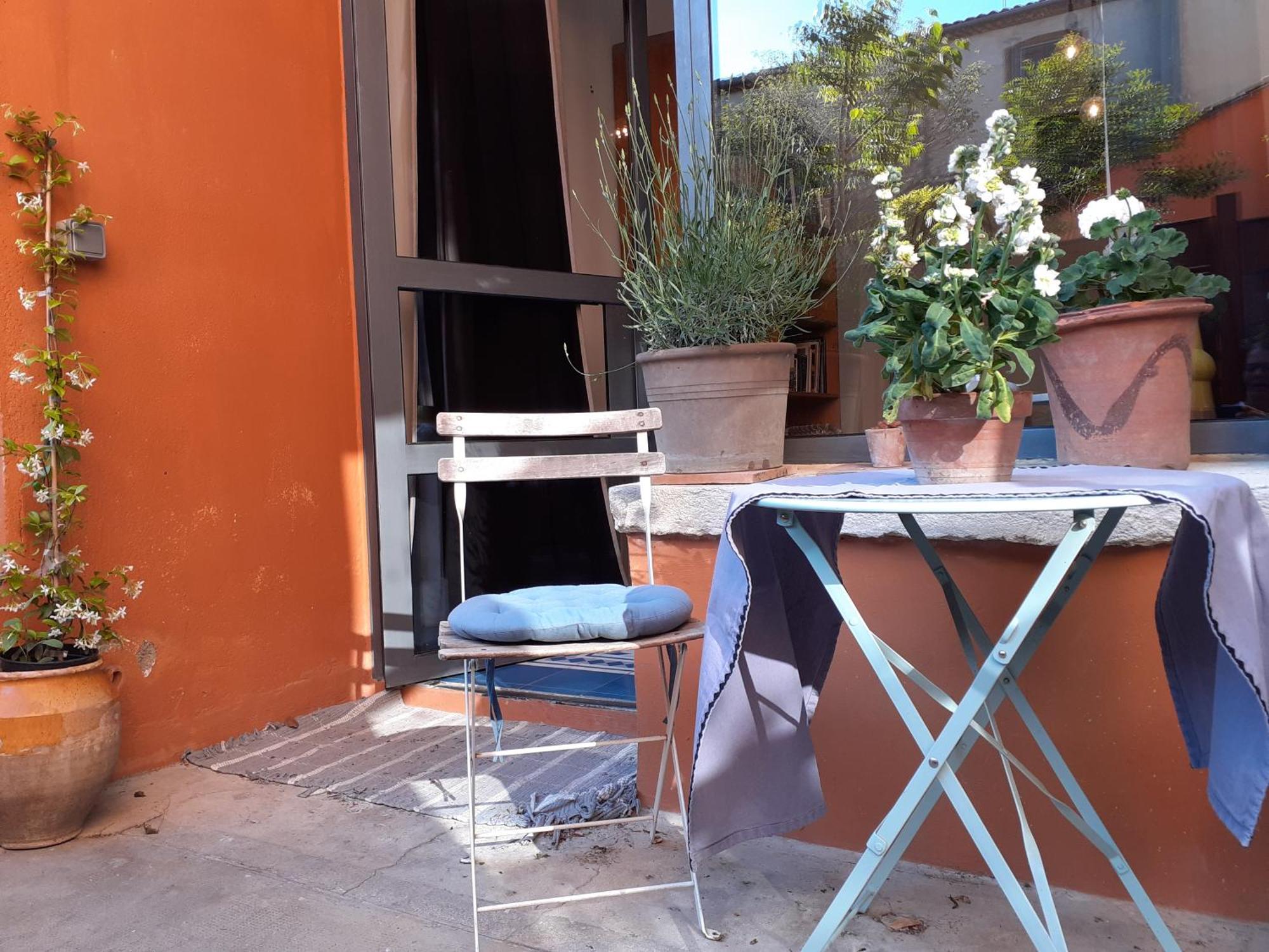 Un Oasis Au Coeur De La Vieille Ville, Classe 4 Etoiles Montpellier Exterior photo